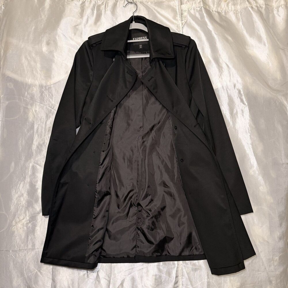 Express Women’s Trench Coat Size Medium Black Belted Jacket Buttons Pockets